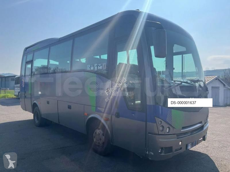 Ônibus transporte Isuzu Turquoise