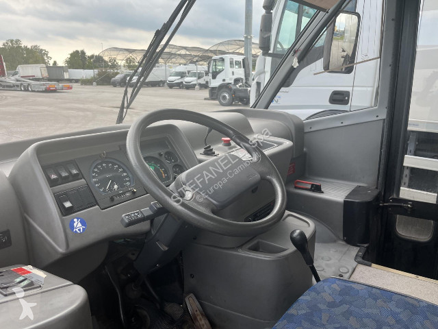 Autóbusz Iveco 49E12 CACCIAMALI THESI