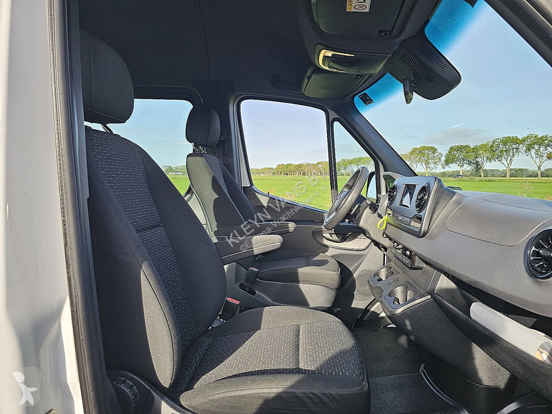 Veicolo commerciale Mercedes 314 L3H2 9-Pers 2x...
