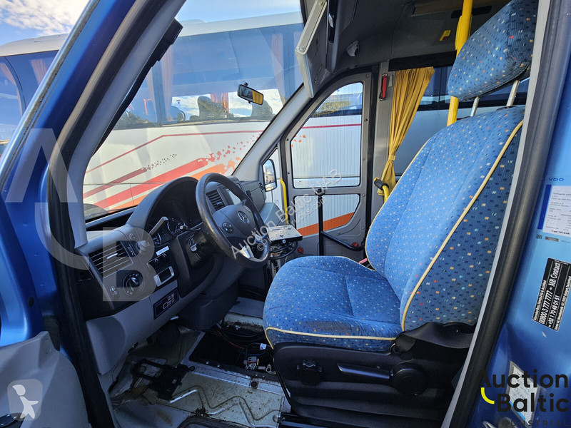 Autobuz Mercedes