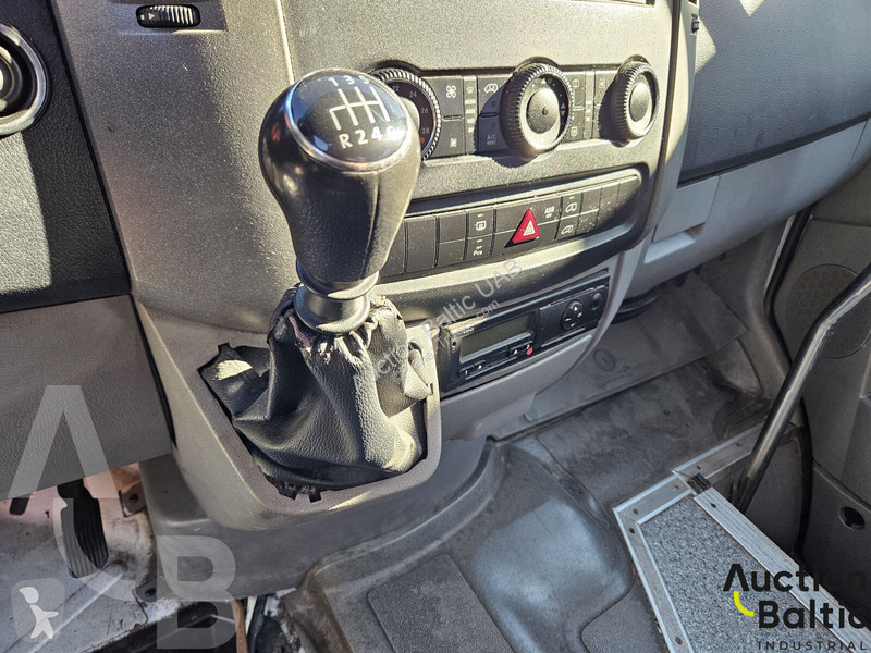 Autobuz Volkswagen