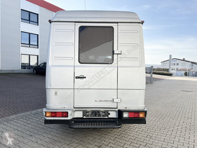 Autobuz Mercedes 711 D-KA 4x2 711 D-KA 4x2,...