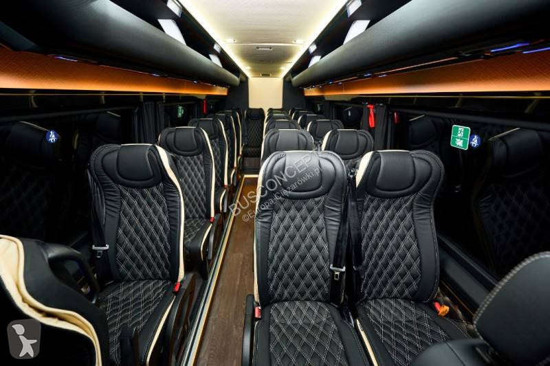 Autobus Mercedes 519 cdi  19+1+1 on stock