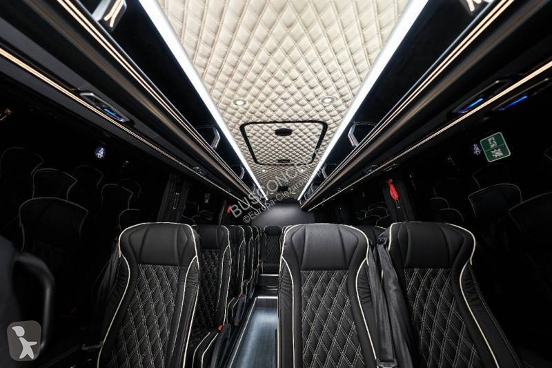 باص Mercedes 519 cdi  19+1+1 on stock