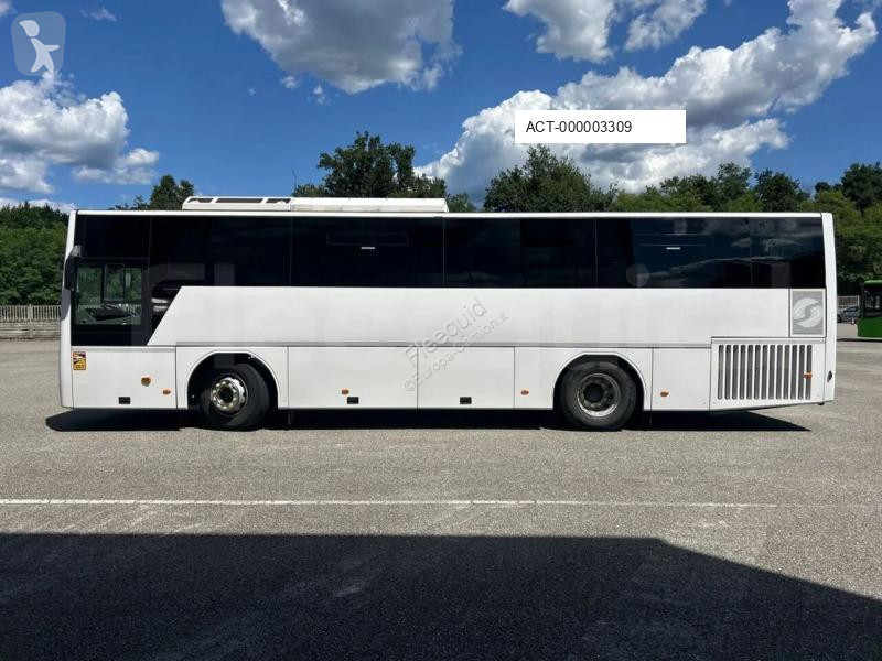 Autobús Volvo B8R