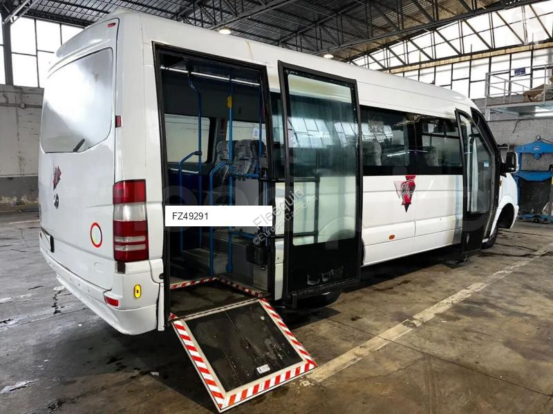 Véhicule utilitaire Mercedes