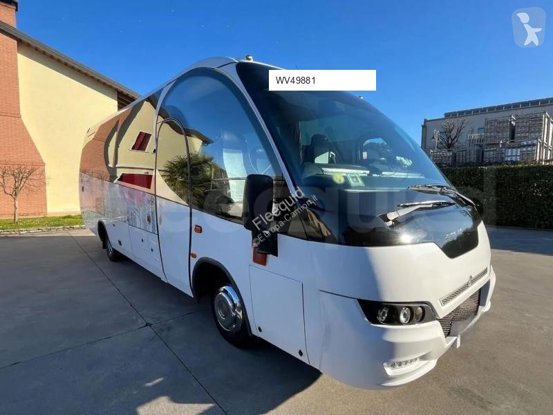 باص Iveco