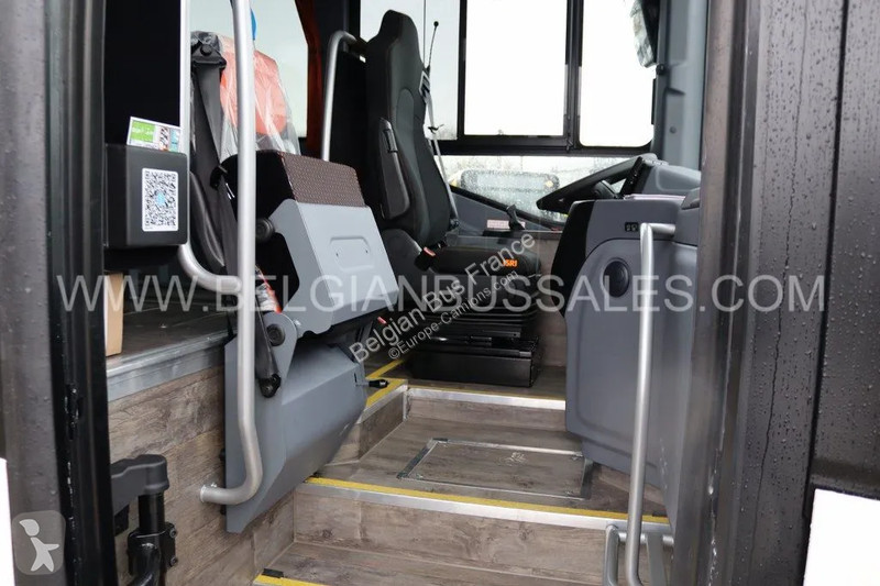 باص Iveco 12m / Rear door / 3-point seat belts...