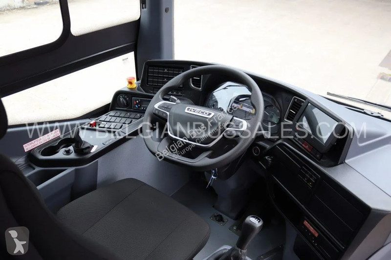 باص Iveco 10.8m / Manual / préparation lift