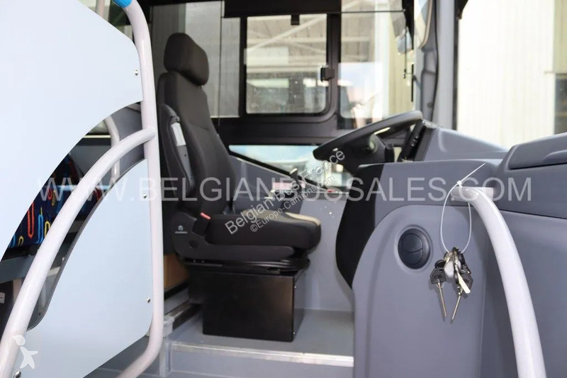 باص Iveco 13m Pop / Double middle door / Lift /...