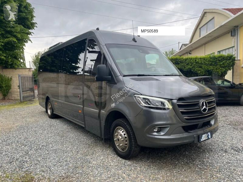 Лекотоварен автомобил Mercedes
