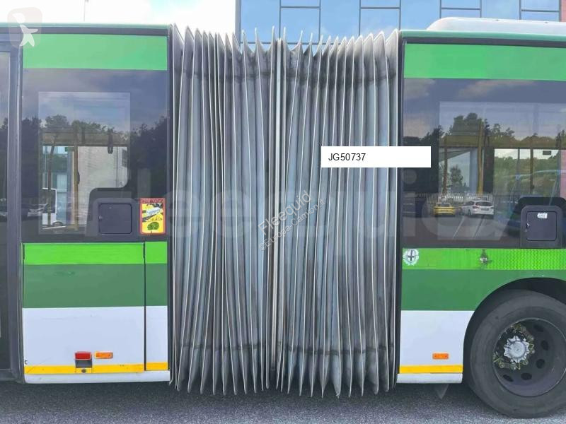 Autobuz Mercedes