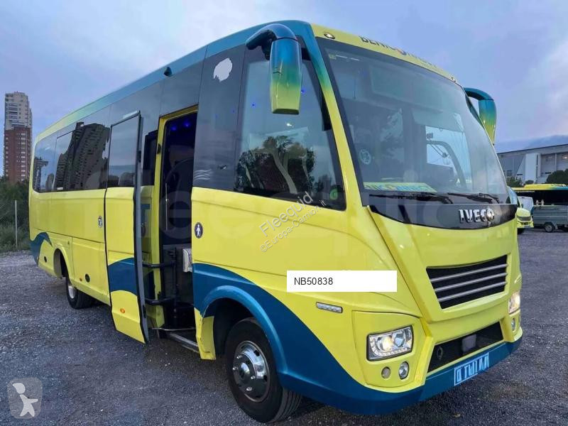 باص Iveco Ferqui