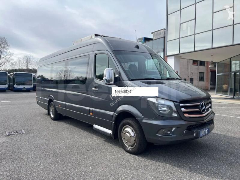 باص Mercedes