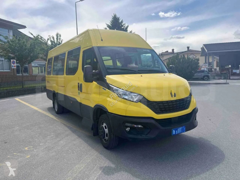باص Iveco