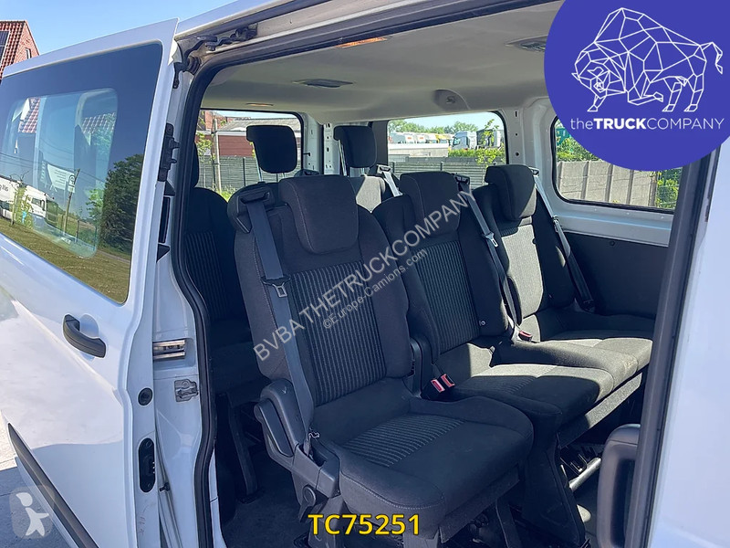 باص Ford kombi 130.35 9 places