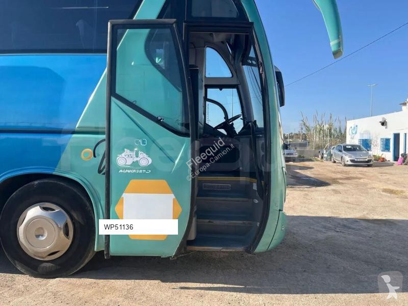 باص Iveco 389