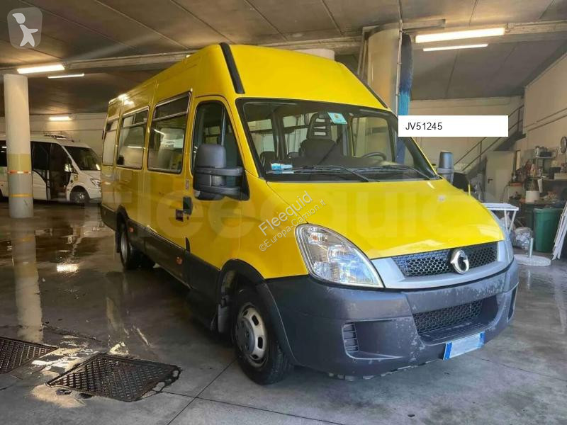 باص Iveco
