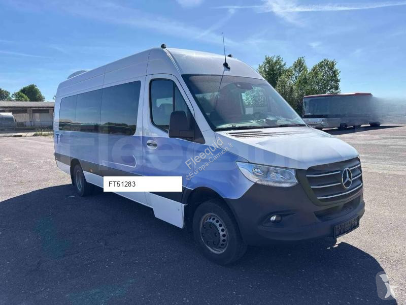 Autobús Mercedes