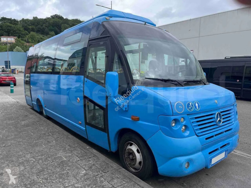 Furgoneta Mercedes 816