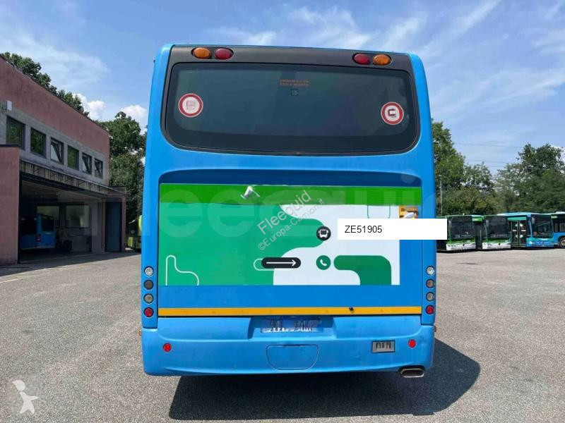 باص Iveco