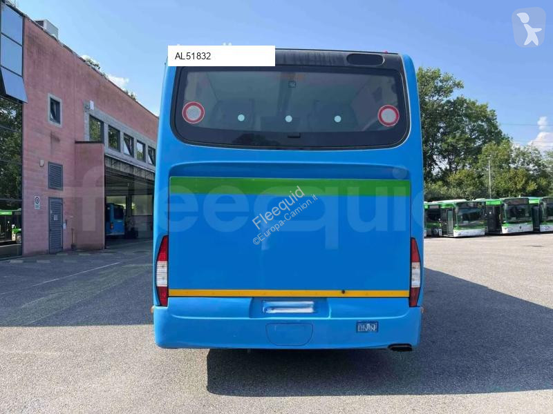 باص Iveco