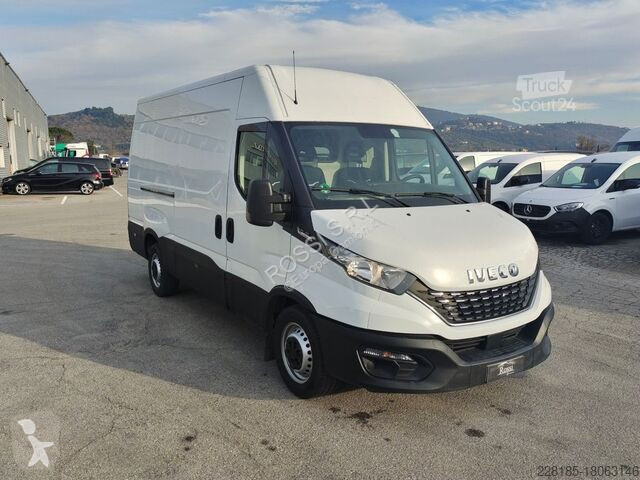 Véhicule utilitaire Iveco  DAILY - 35S16