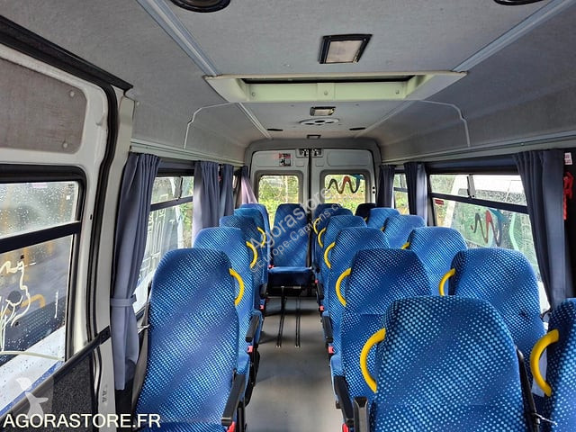 Autobussen