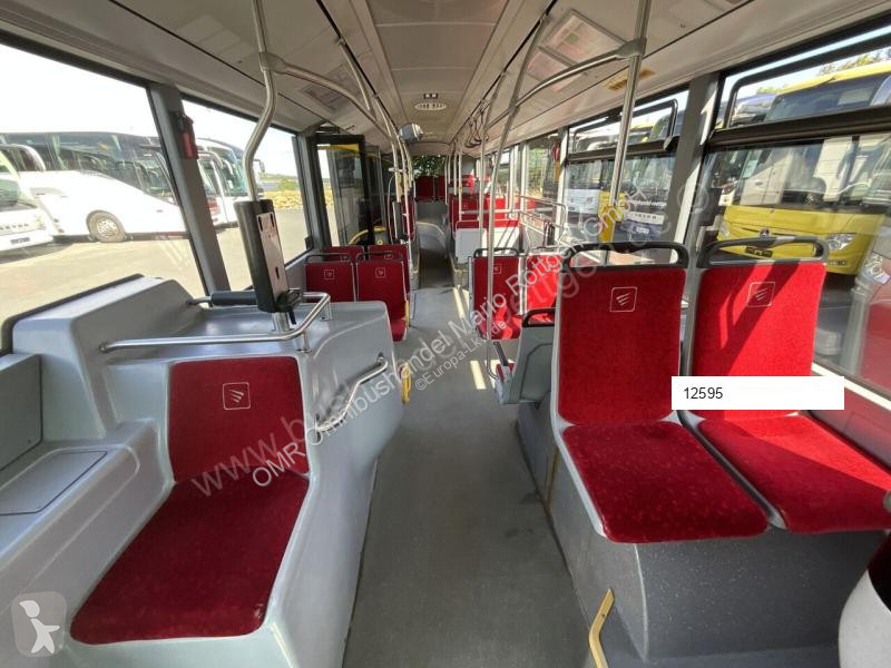 Autobussen Mercedes 0 530