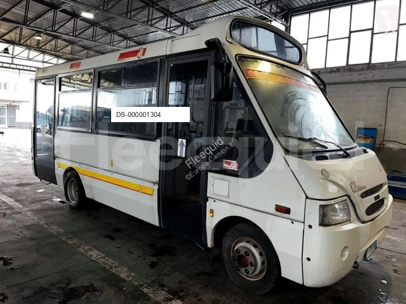 Ônibus transporte Iveco Cacciamali