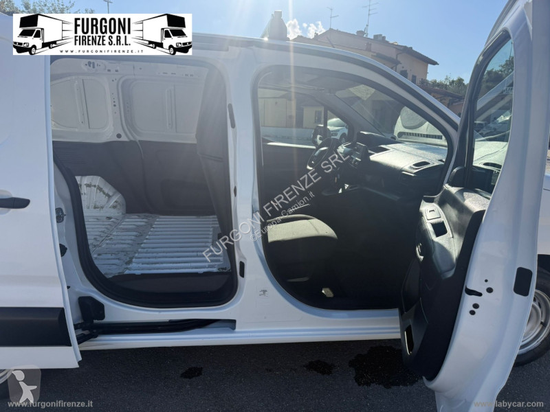 Autobus Peugeot BlueHDi 100 PC Furg. Pro