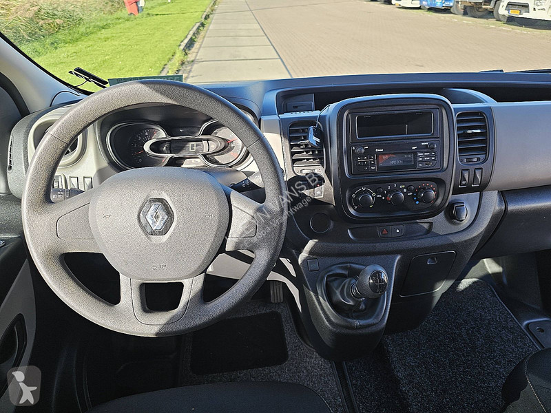 Autobus Renault 1.6 DCI L1H1 Kombi 8-Pers AC