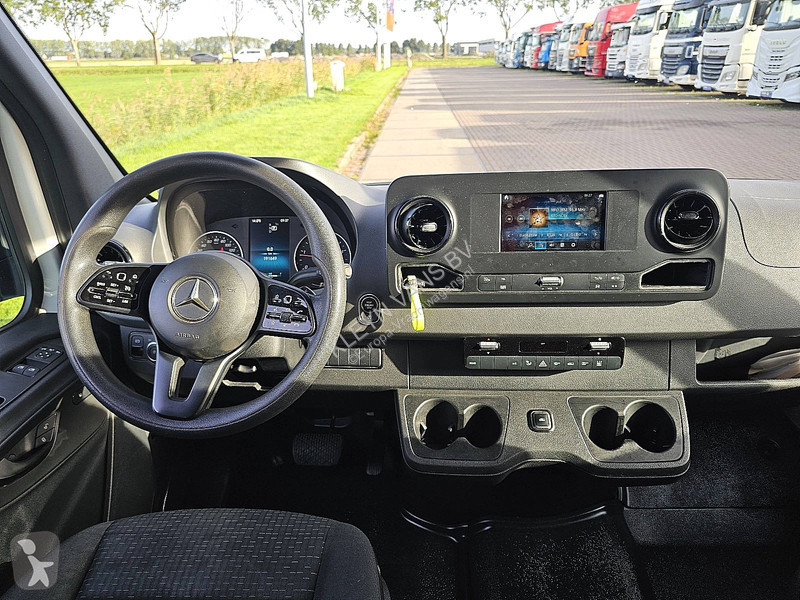 Veicolo commerciale Mercedes 314 L3H2 9-Pers 2x...