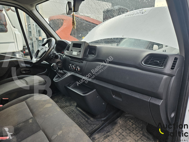 Buss Renault Multicab