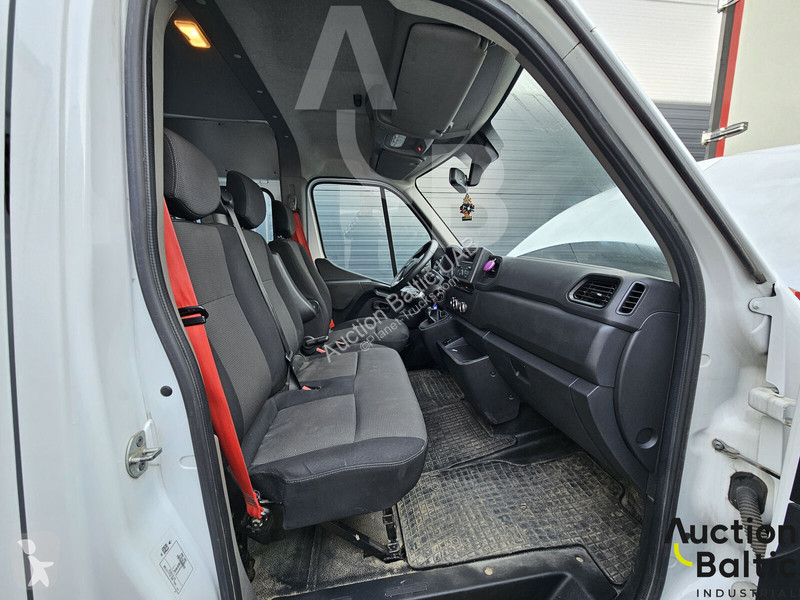 Buss Renault Multicab