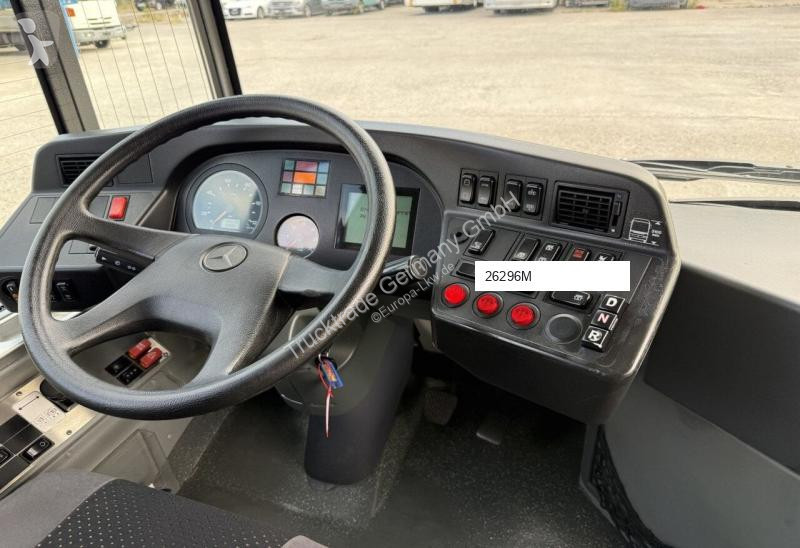 Autobuz Mercedes