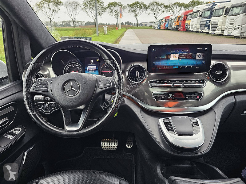 Véhicule utilitaire Mercedes 300 CDI NETTO...