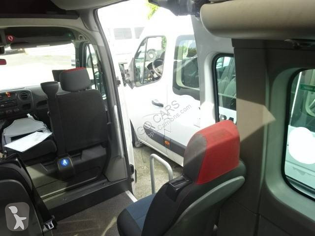 Furgoneta Renault 17 pl