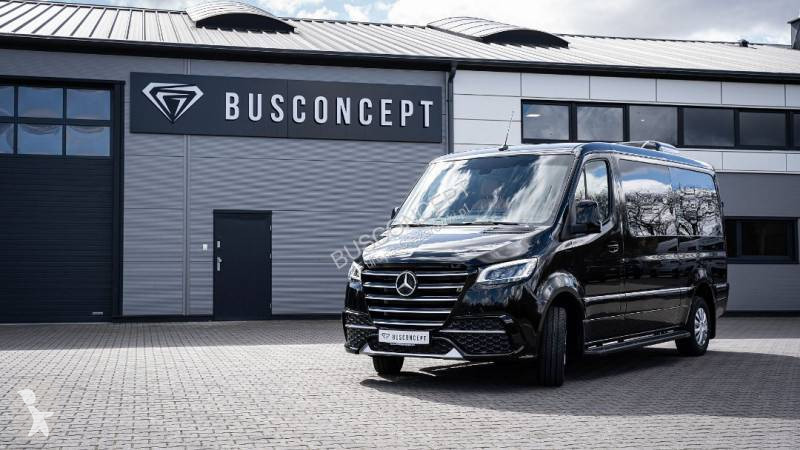 Autobuz Mercedes 319 7 VIP +2