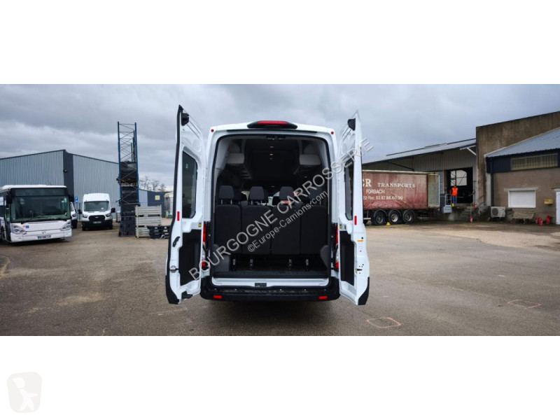 Véhicule utilitaire Ford TRANSIT 460 L4H3 2.0...
