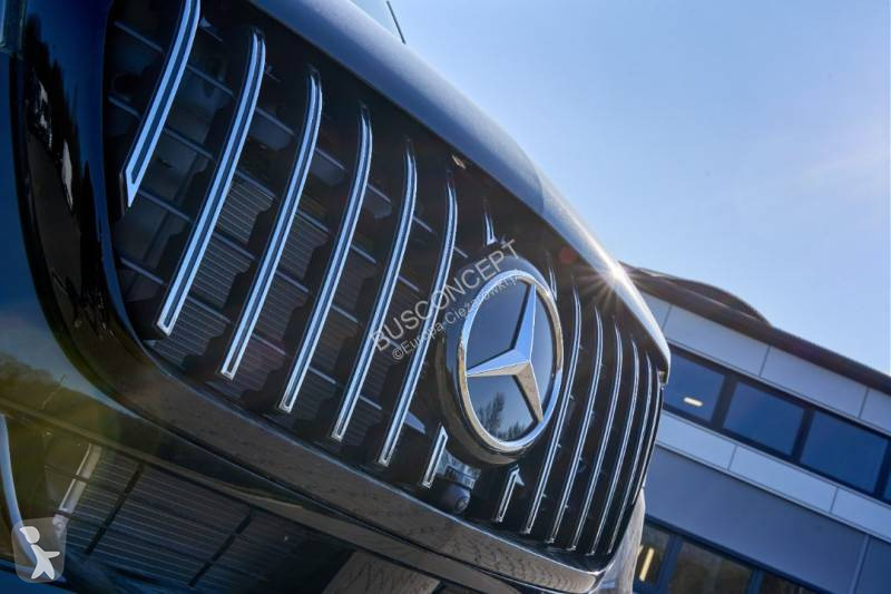 Autobuz Mercedes 519 cdi on stock