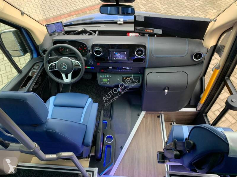Furgoneta Mercedes Cuby HD 22+1+1+acenseur