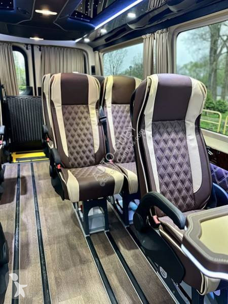 Autobus Mercedes Cuby 8+1 electrique ascenseur