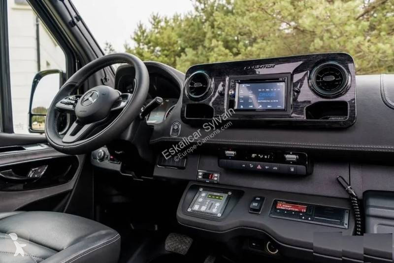 Autobus Mercedes 519 cdi Cabriolet
