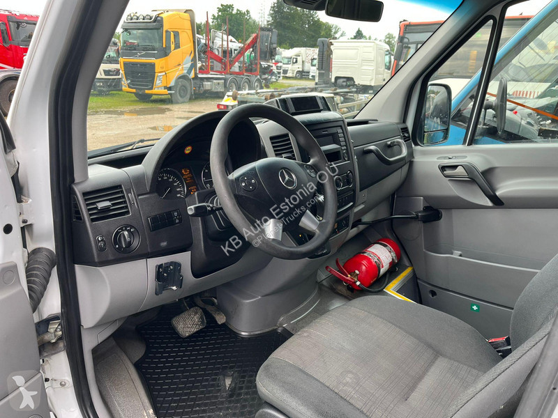 Autobus Mercedes 516 CDI / 19 + 1 SEATS / AC
