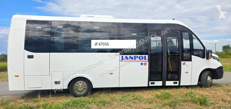 Camioneta Iveco FIRST