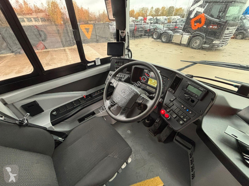 باص Volvo B8RLE 4x2 45 SEATS / AC / AUXILIARY...