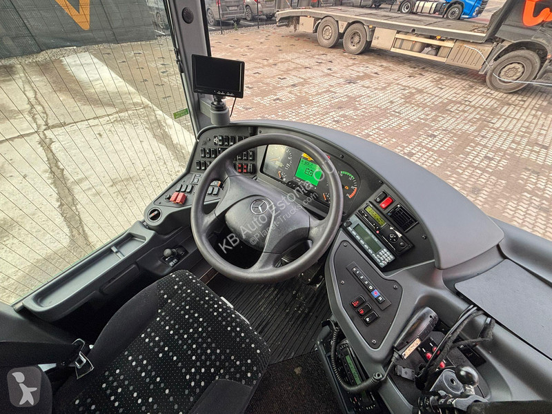 باص Mercedes M 4x2 49 SEATS / AC / WC /...