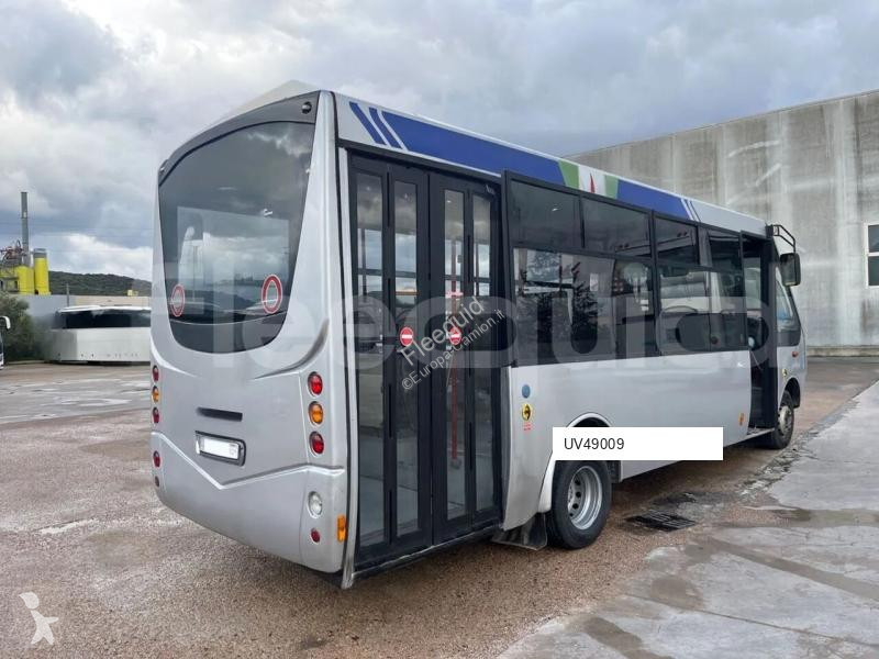 باص Iveco Cacciamali