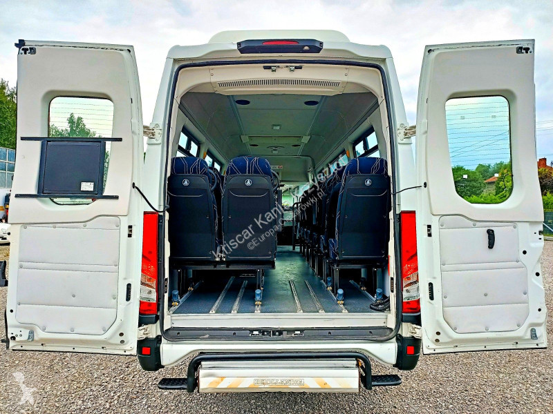 باص Iveco Line 60C17 24 Seats LIFT LIFT